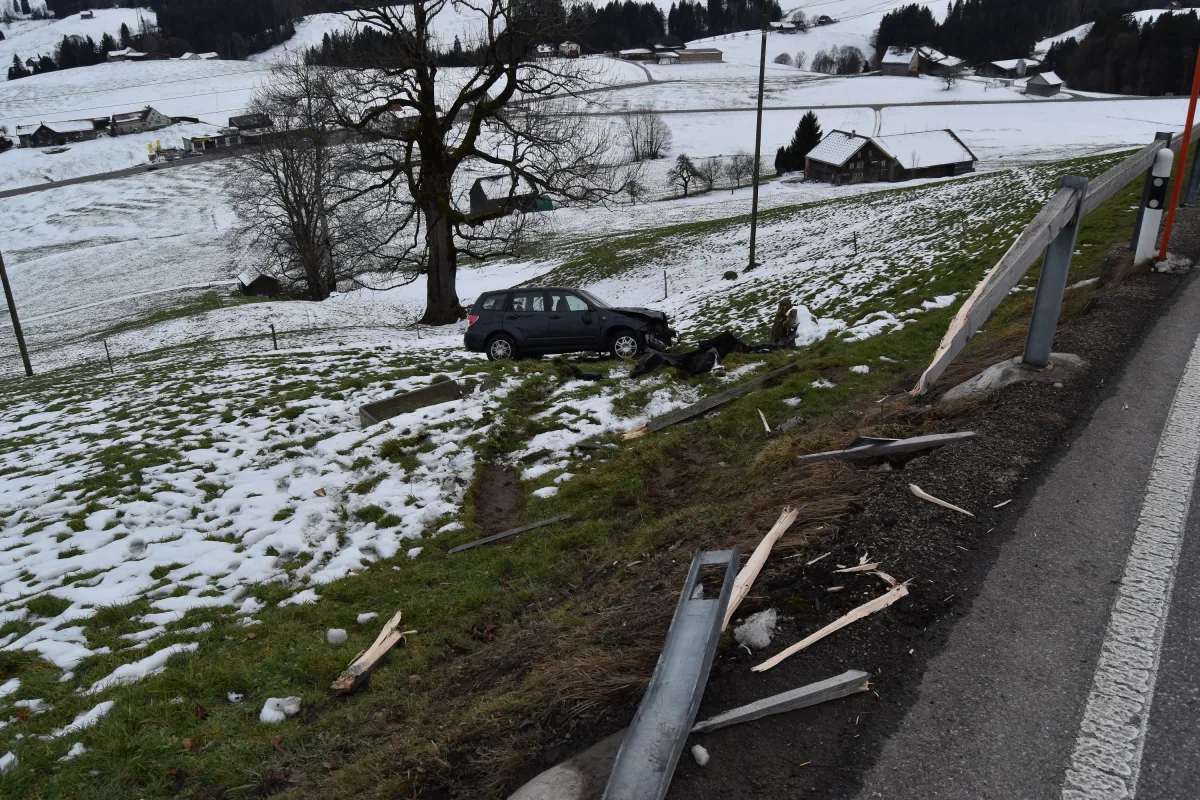 Kanton AR – Verkehrsunfälle am Freitag auf Ausserrhoder Strassen