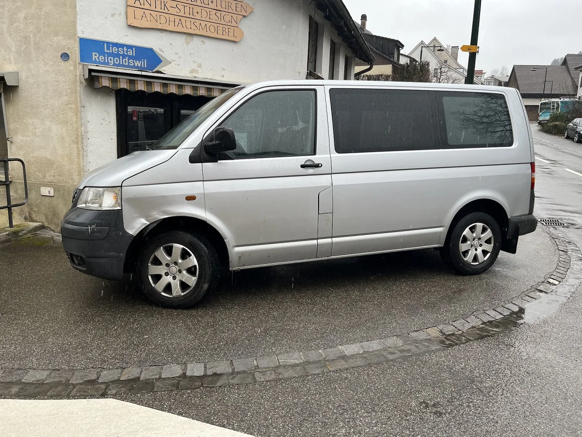 Bretzwil BL – Kollision zwischen zwei Personenwagen