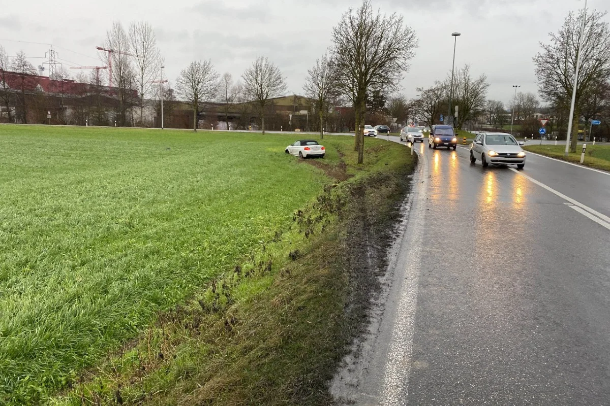 Villmergen AG - Unfall wegen Sekundenschlaf