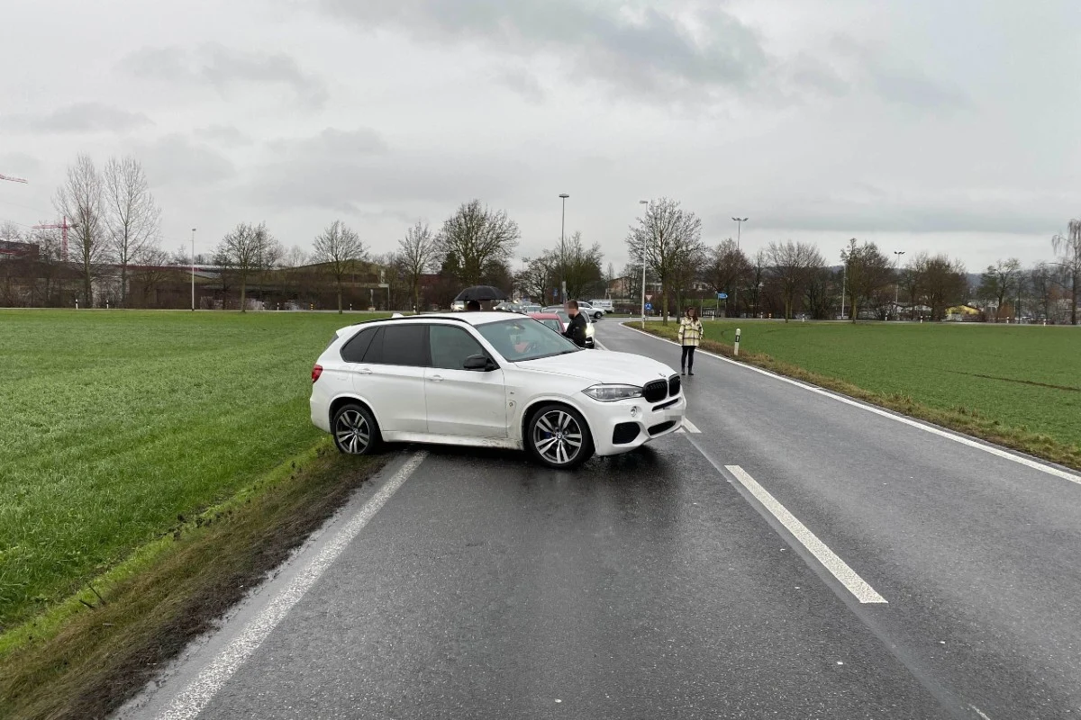 Villmergen AG - Unfall wegen Sekundenschlaf
