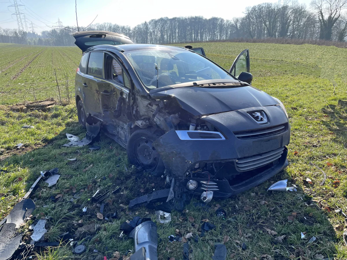 Geuensee LU – Kollision zwischen zwei Autos – zwei Personen verletzt