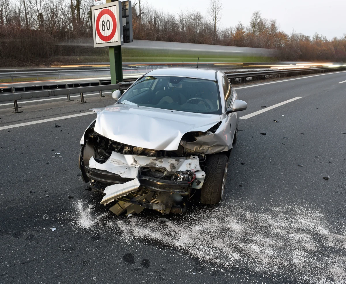 A14 Ebikon LU – Unfall auf der Autobahn sorgt für Rückstau