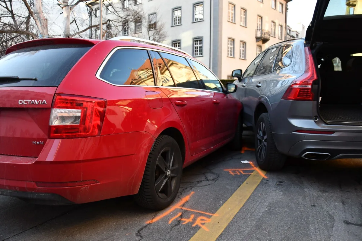 Unfall in der Stadt Chur GR - Missglücktes Wendemanöver