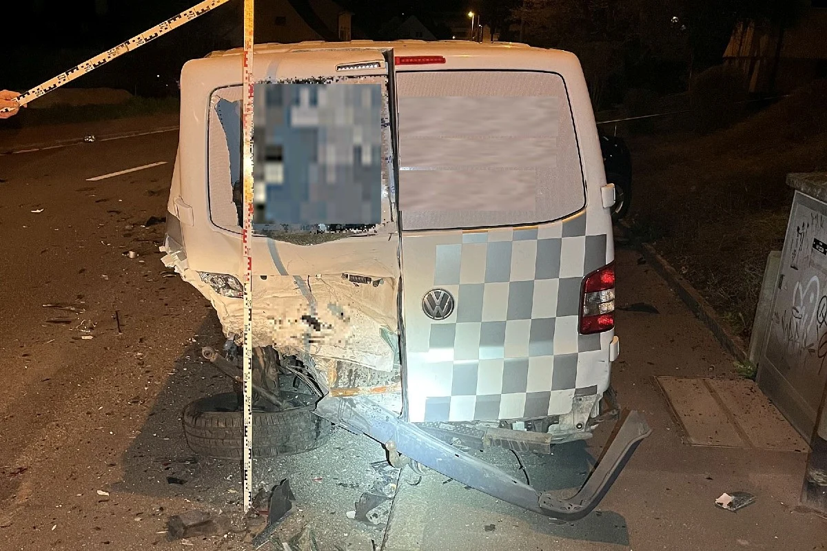 Bottmingen BL - Selbstunfall unter Alkoholeinfluss
