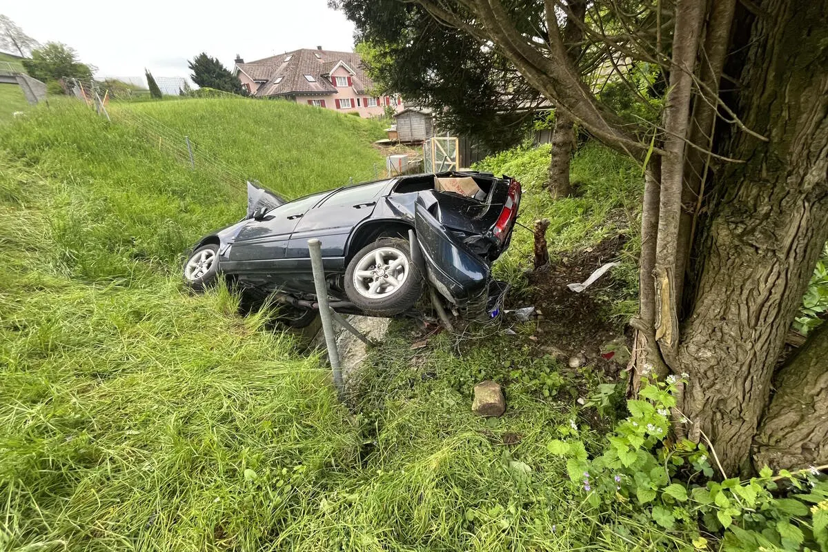 Krummenau SG - Vier Verletzte nach Unfall 