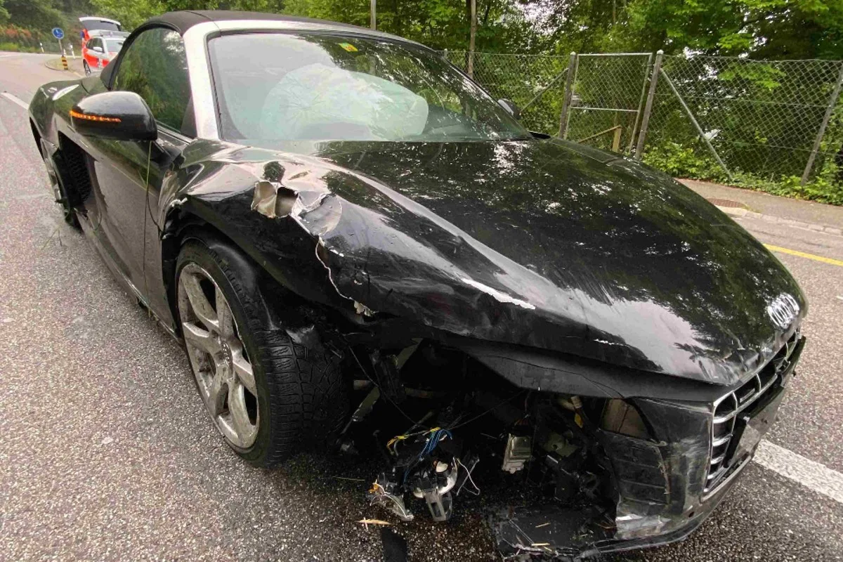 Unfall Winznau SO - Kontrolle über Audi in Kurve verloren