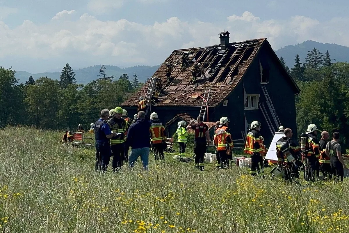  Niederteufen AR - Enormer Sachschaden nach Hausbrand