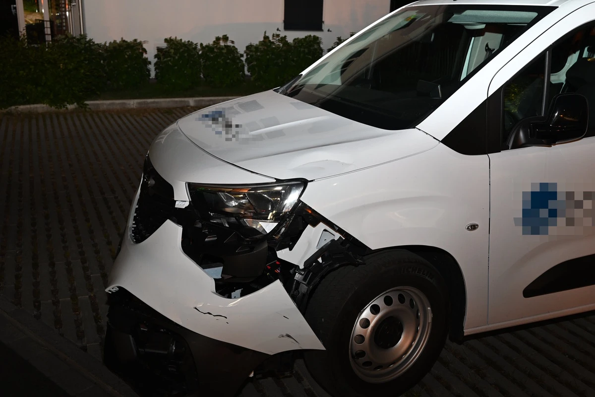 Unfall in Flawil SG  - Unter Alkoholeinfluss mit einem Motorrad kollidiert 