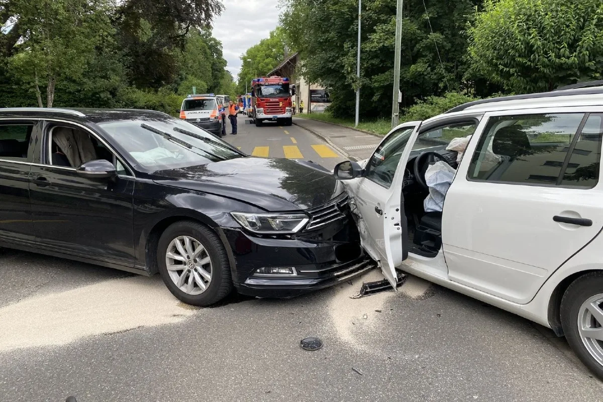 Stadt Schaffhausen - Schwerer Unfall - War Unfallverursacher fahrunfähig unterwegs?