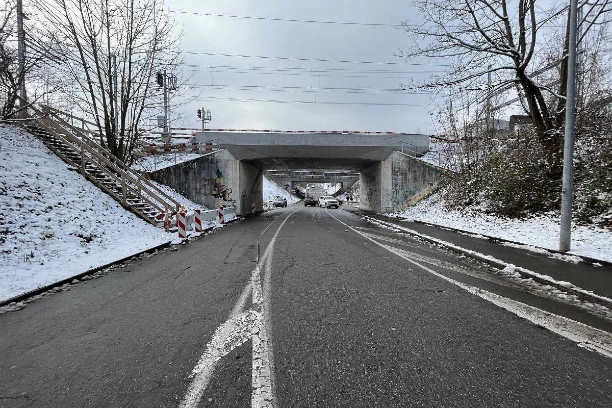 Liestal BL - Heftige Kollision  - Schauenburgerstrasse musste komplett gesperrt werden