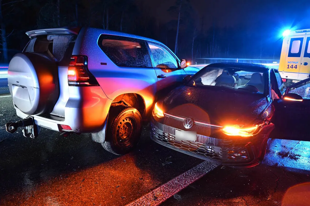 Buchs SG - Folgeunfall nach Selbstunfall - Mehrere Verletzte