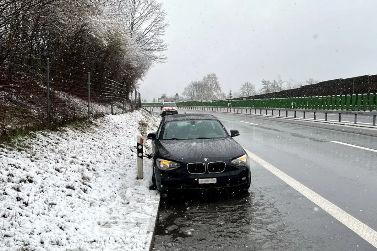 Unfälle im Kanton Obwalden - Kontrolle über das Auto verloren