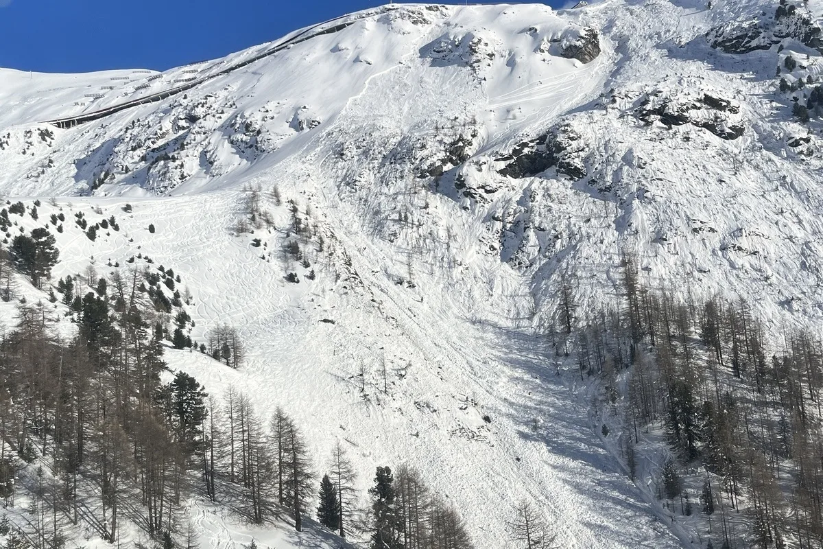 Zermatt VS - Grosslawine fordert drei Todesopfer
