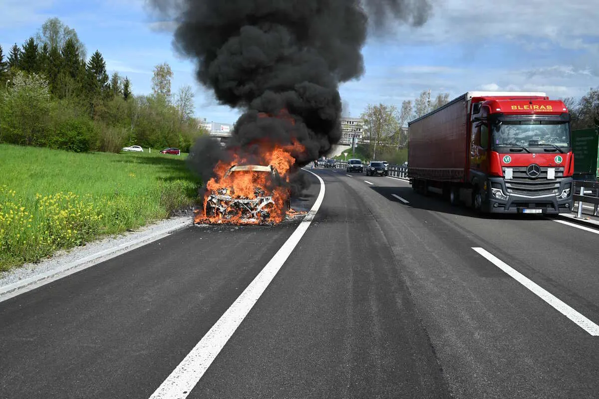 St. Gallen - Auto brannte auf der A1 