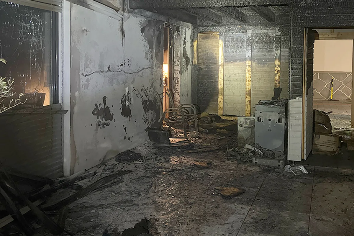 Birsfelden BL - Grösserer Brand bei einem Einfamilienhaus