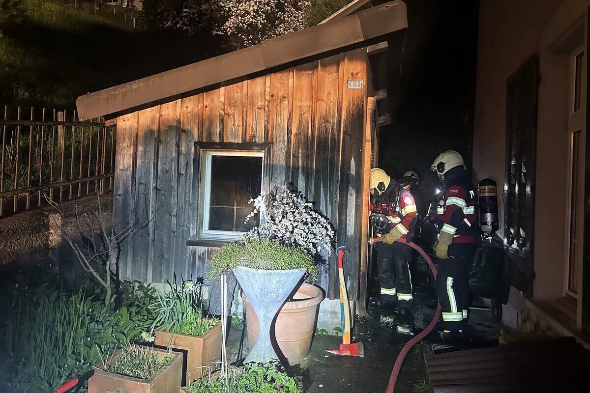 Ebnat-Kappel SG - Brandausbruch in einem Schopf 