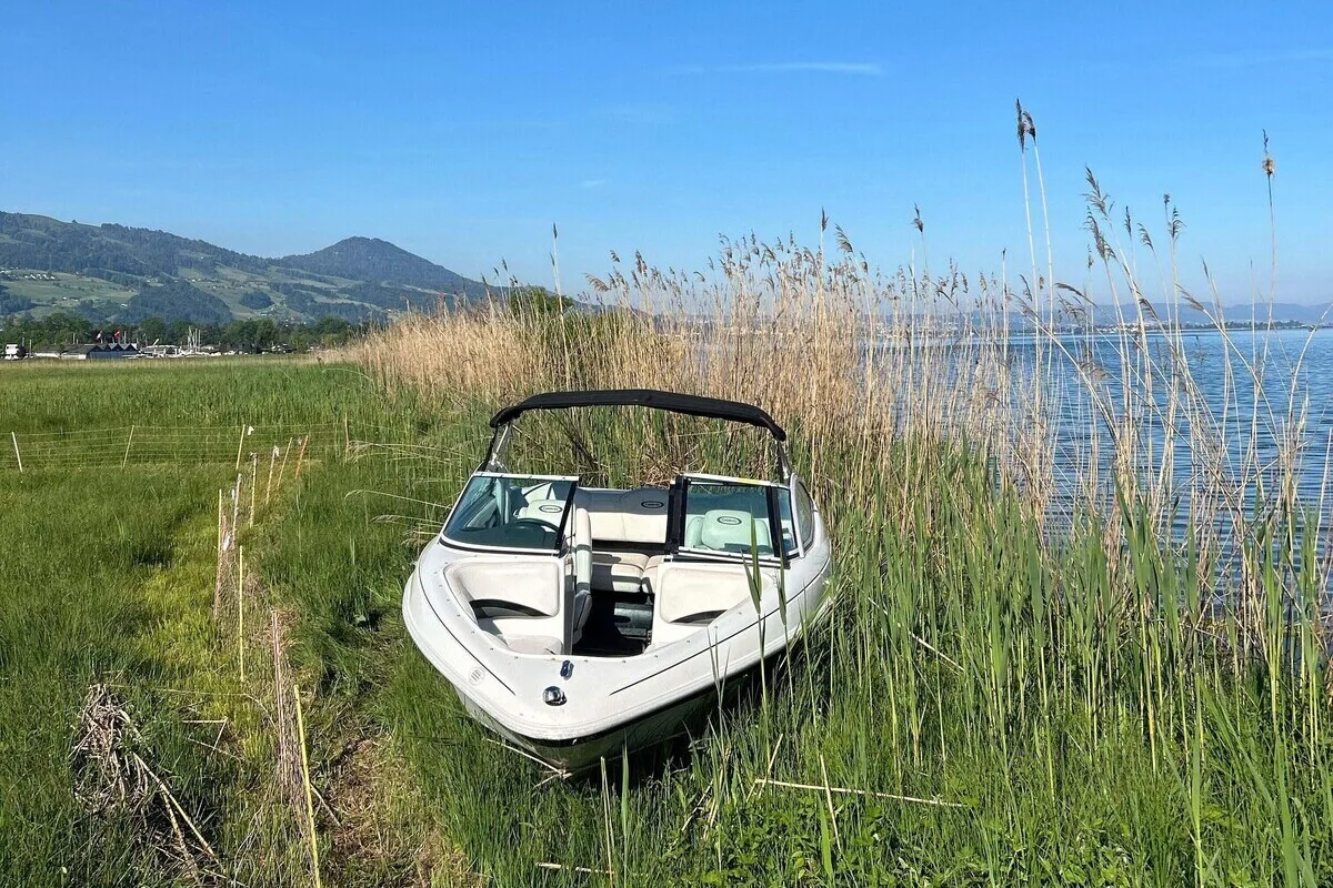 Wangen SZ - Zu schnell mit dem Boot unterwegs