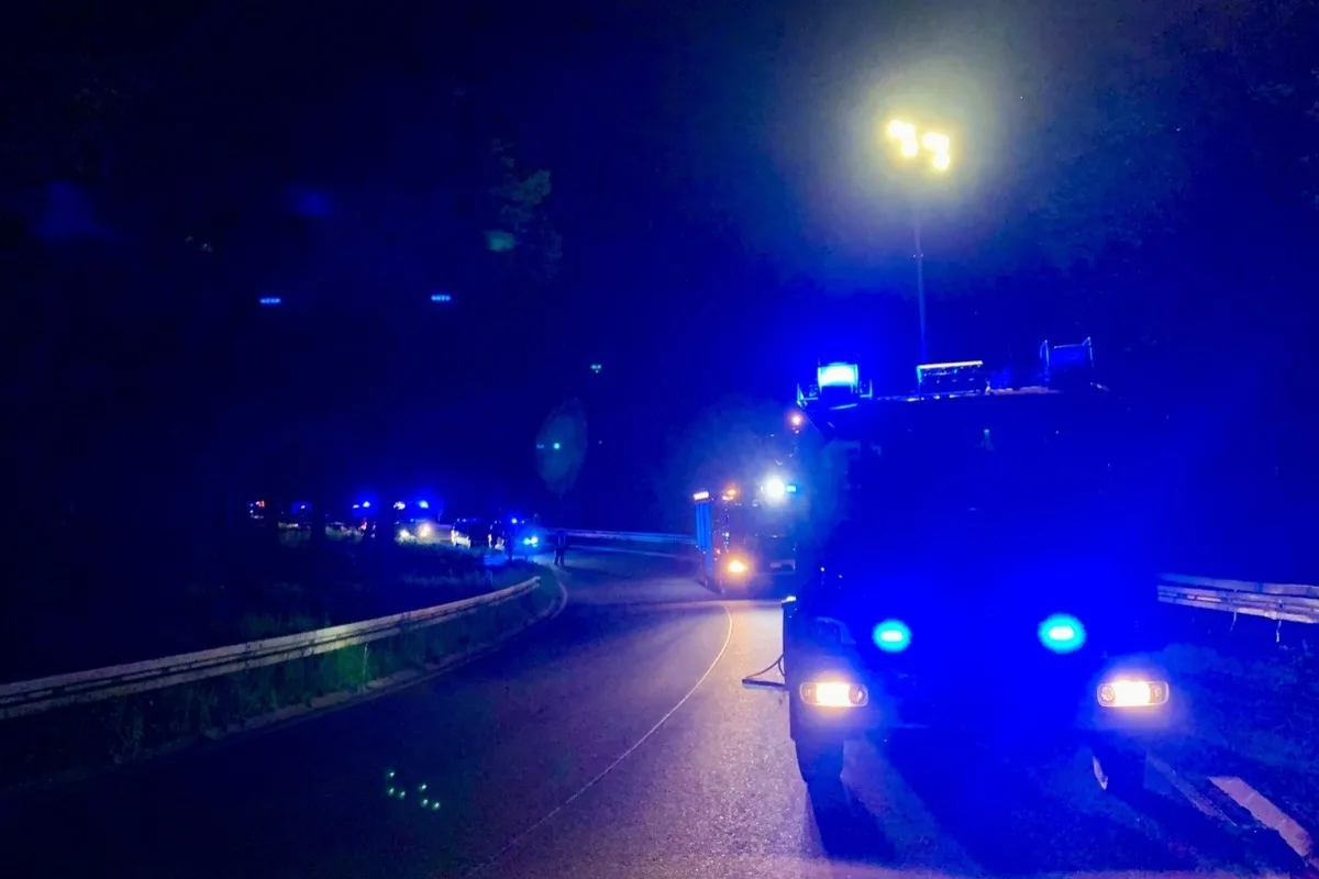 Schermbeck NW - Auto überschlägt sich bei Unfall 