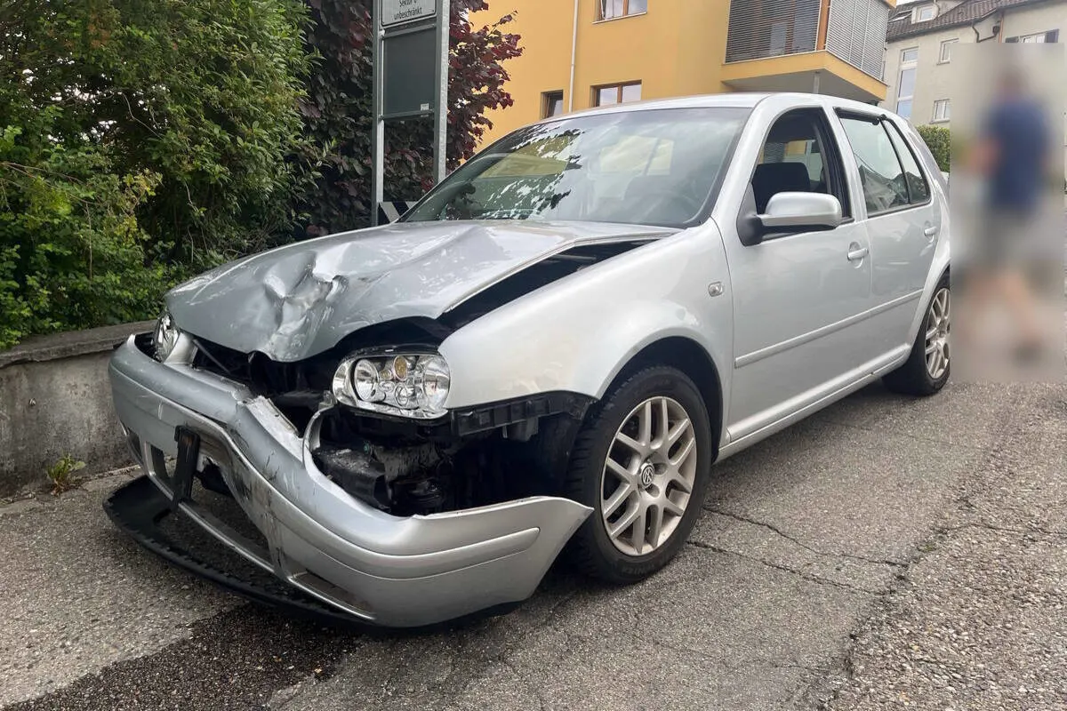 Rorschacherberg SG - Motorradfahrer stürzt bei Unfall