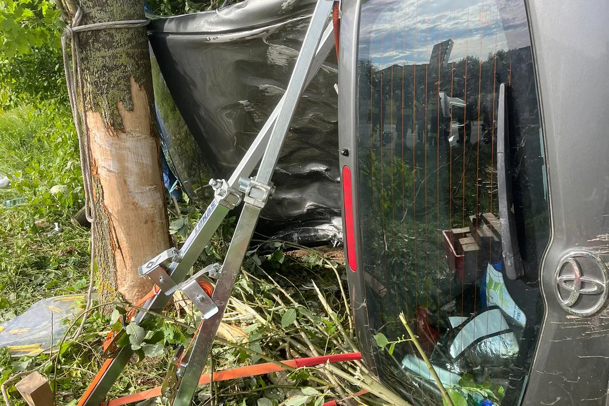 Borgentreich - Mann bei Unfall im Auto eingeklemmt