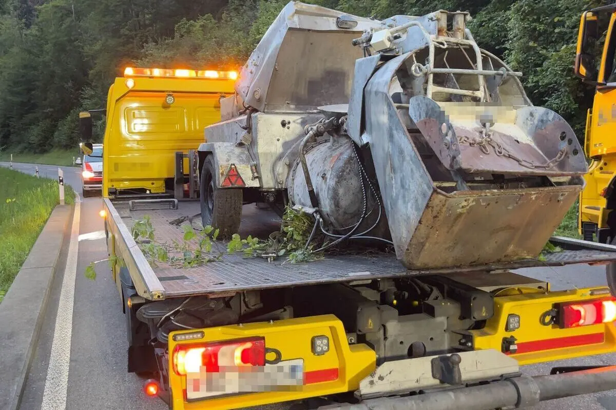 Trimbach SO - Anhänger während der Fahrt verloren