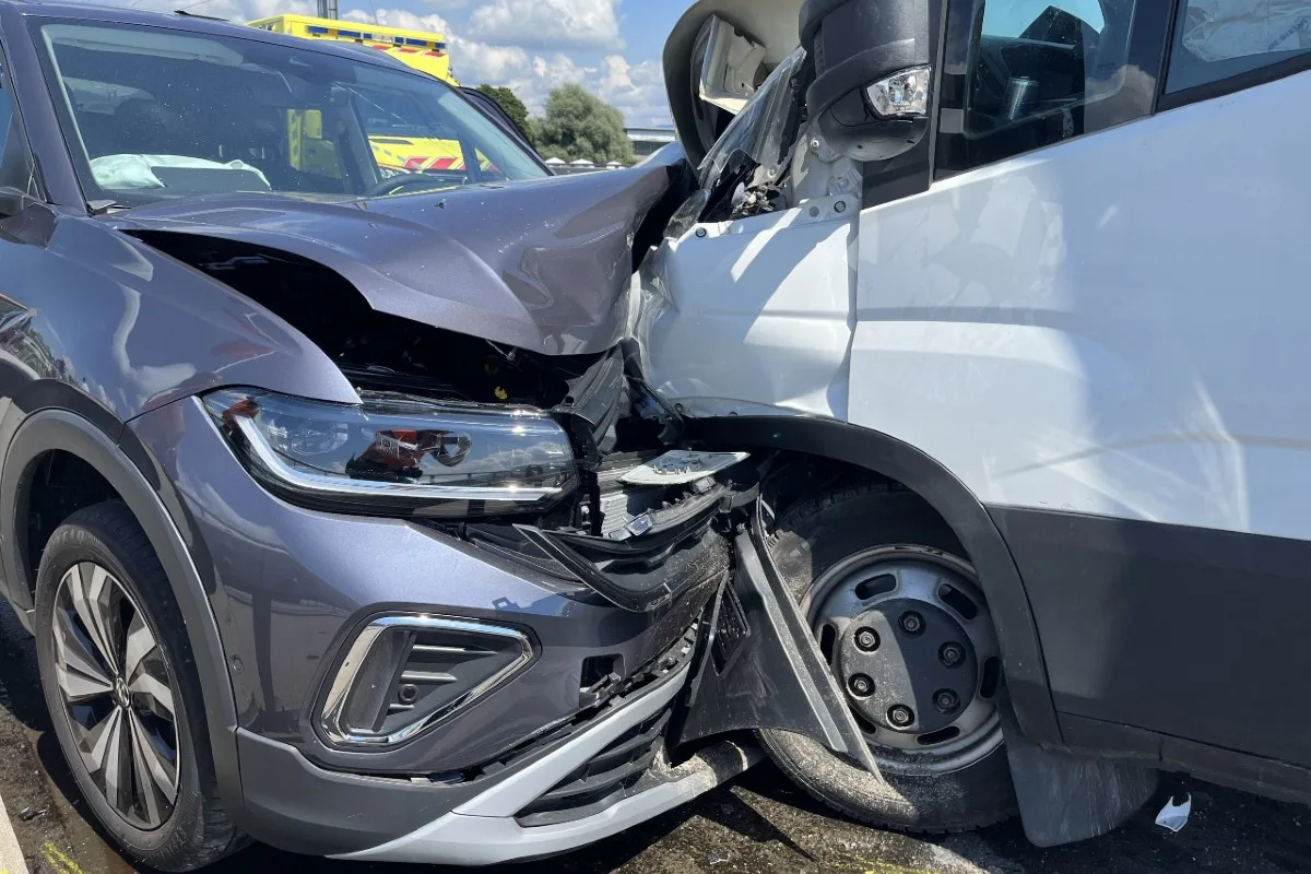  Rapperswil SG - Seedamm nach heftigem Unfall gesperrt!