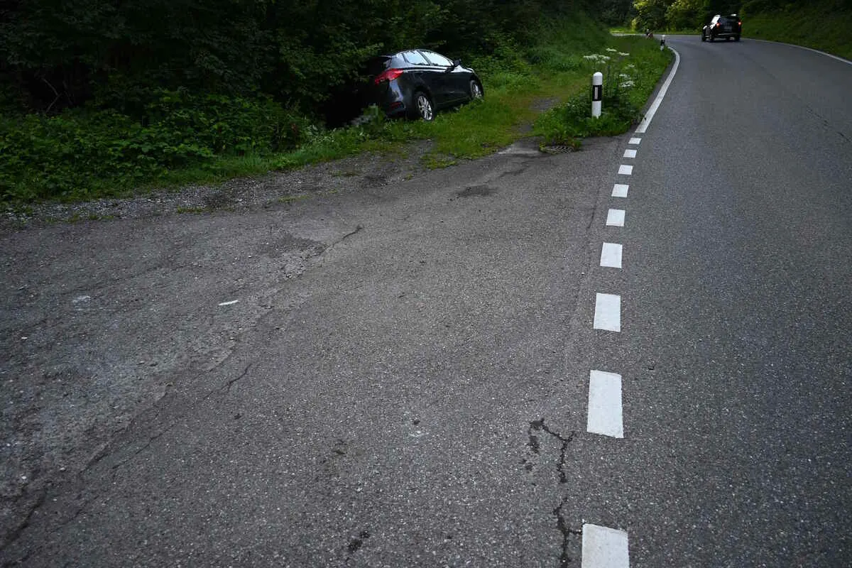 Schmerikon SG - Unter Alkoholeinfluss Unfall verursacht