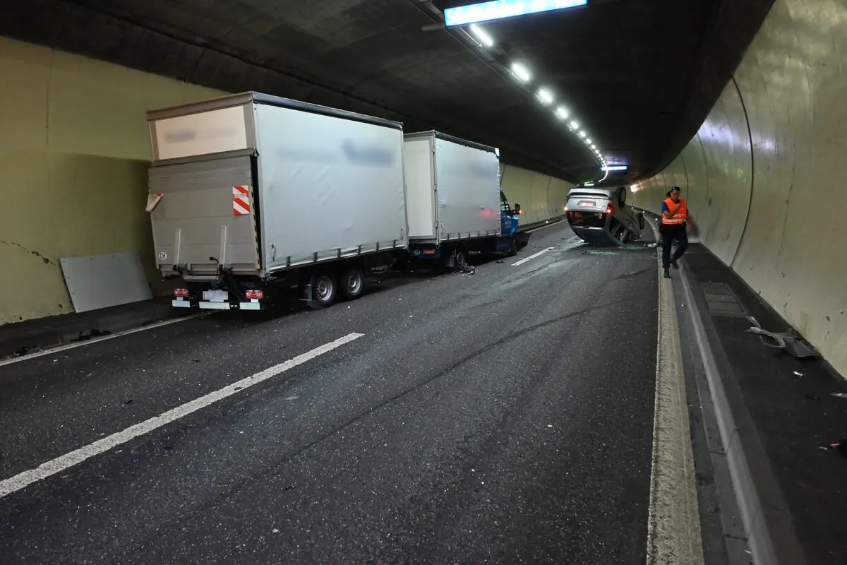 Unfall in St.Gallen - Lieferwagenfahrer während der Fahrt eingeschlafen