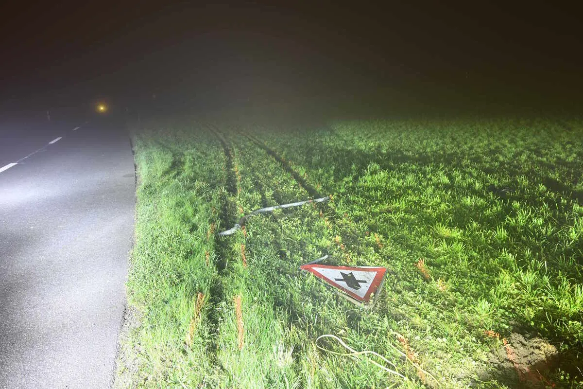 Lütisburg Station SG – Alkoholisierter Autofahrer flüchtet nach Unfall 