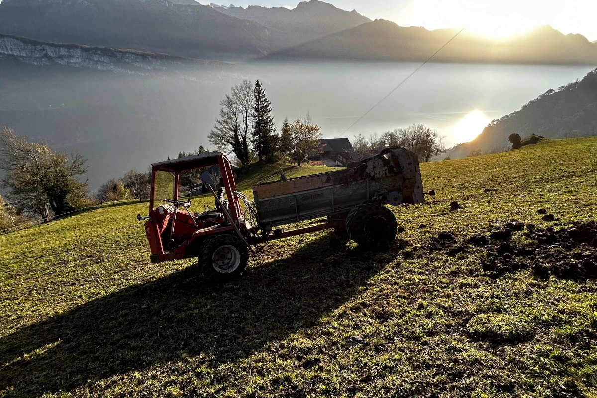 Gersau SZ – Landwirt verletzt sich bei Arbeitsunfall
