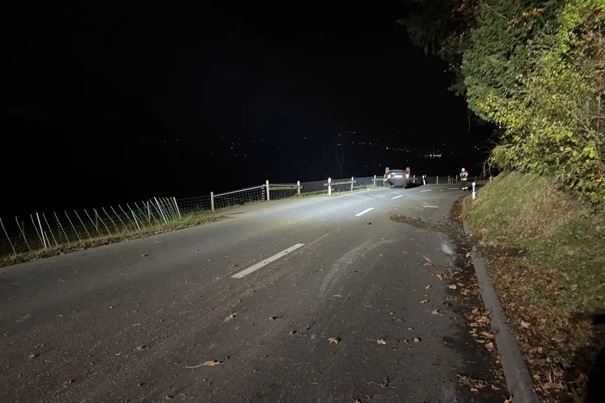 Zetzwil AG – Beim Überholen Kontrolle übers Auto verloren