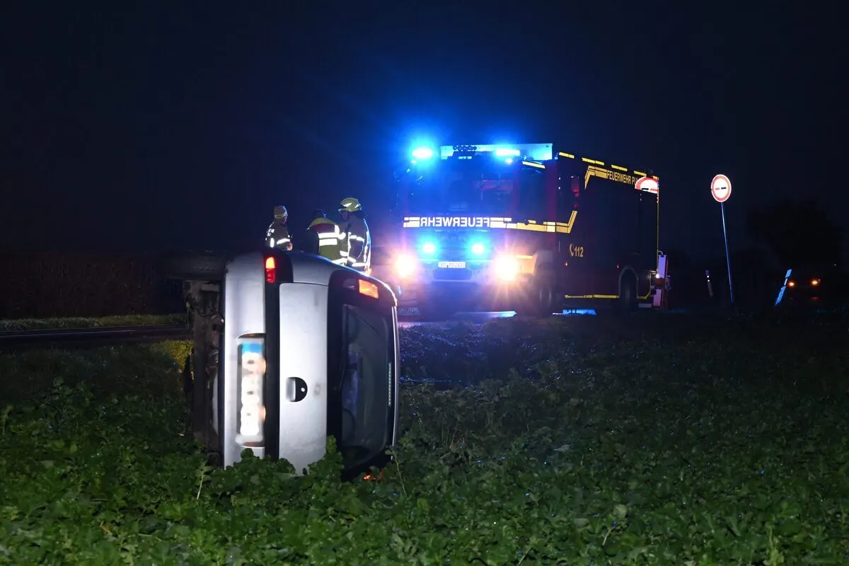 Pulheim – Bei Unfall im Feld gelandet