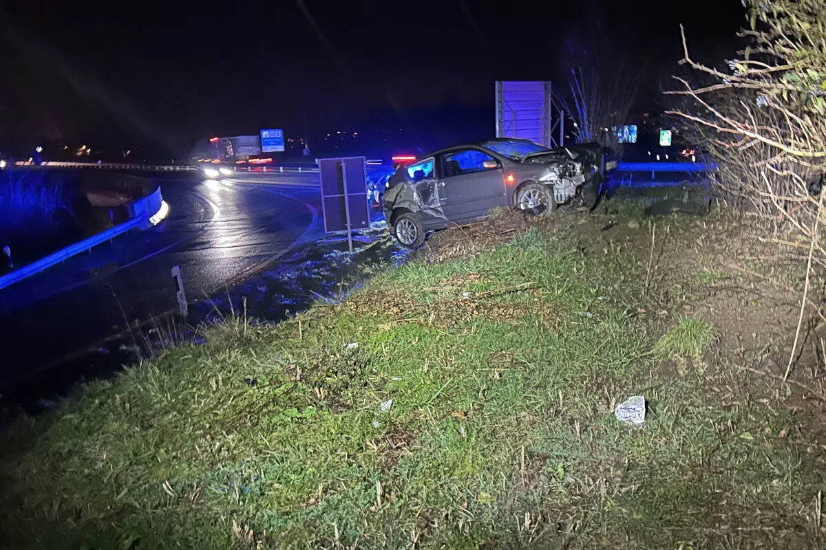 A1 Kölliken AG – Junglenker verursacht Selbstunfall auf Autobahn