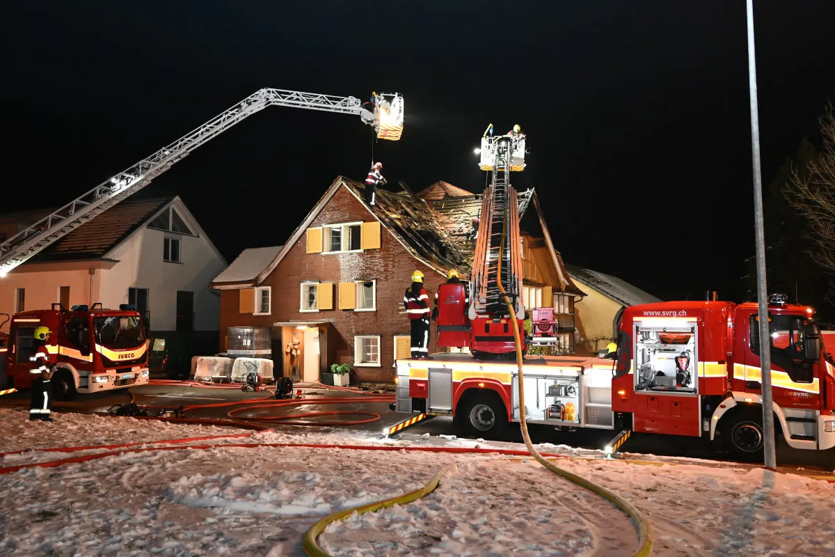 Degersheim SG – Grosser Sachschaden nach Brand in Mehrfamilienhaus