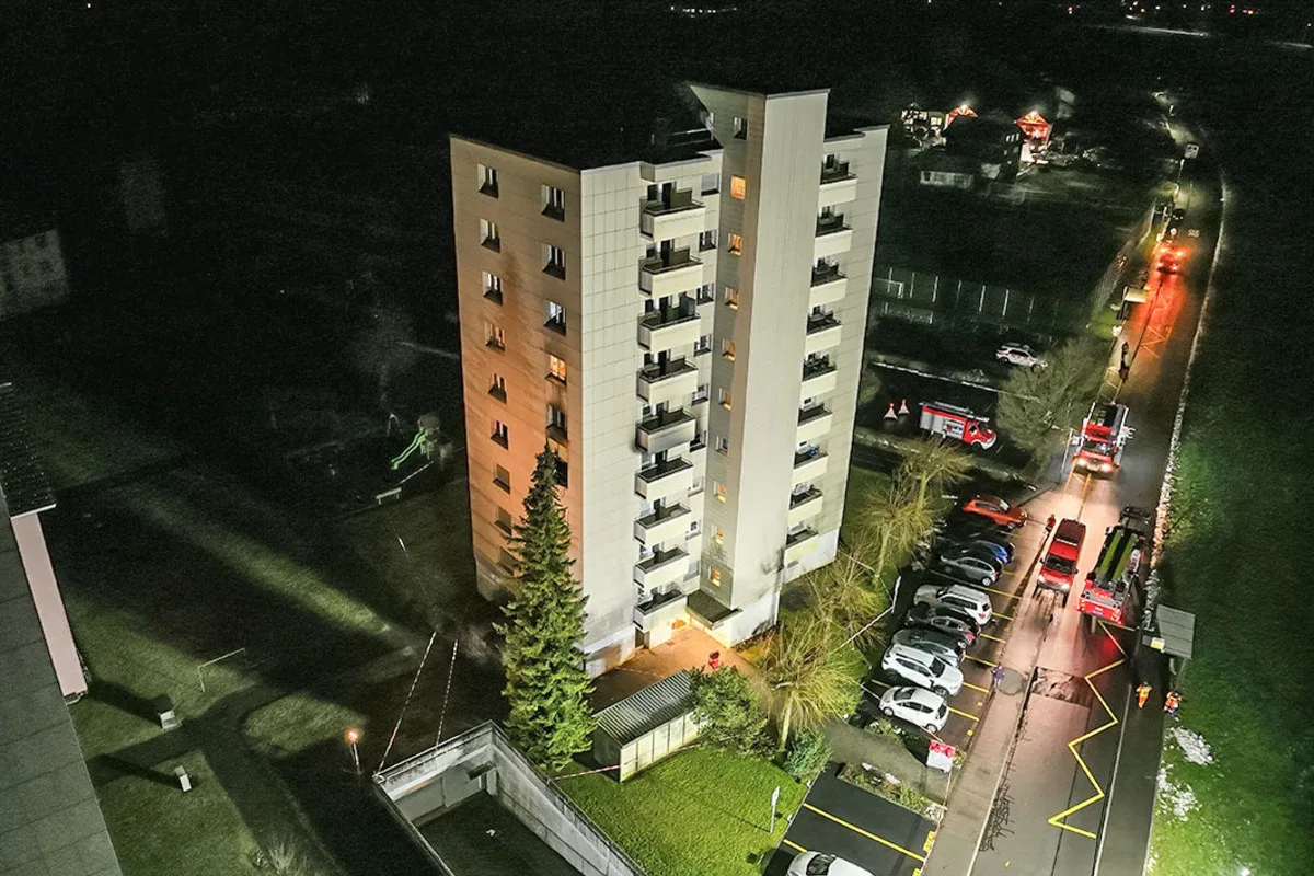Oberdorf NW – Grosser Einsatz aufgrund eines Brandes in Hochhaus 