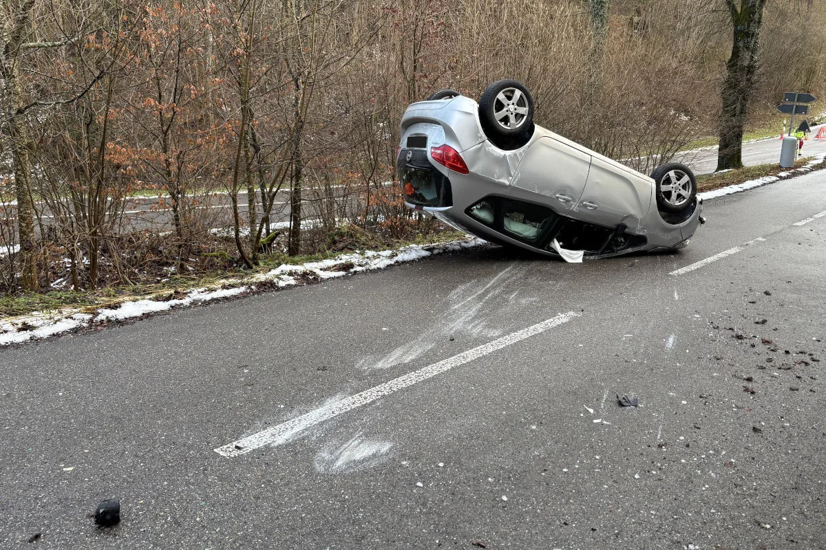 Stetten und Lohn SH – Zwei Selbstunfälle wegen Glatteis