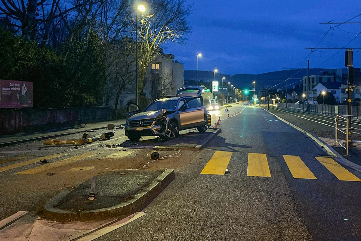 Reinach BL – Kontrolle übers Auto verloren