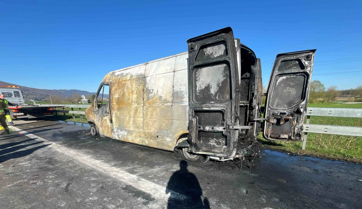 Niederbipp BE – Autobahn A1 nach Unfall komplett gesperrt