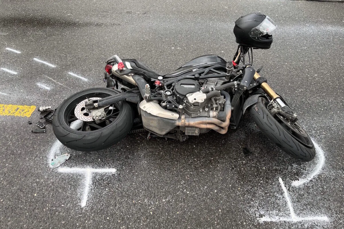 Uznach SG – Motorradfahrer bei Unfall verletzt