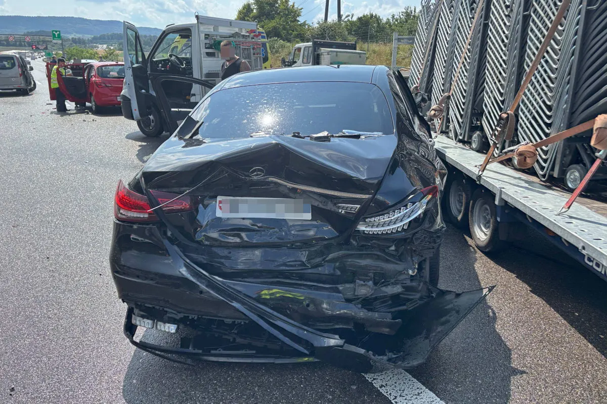 A1 Birmenstorf AG – Unfallserie mit 10 Verletzten