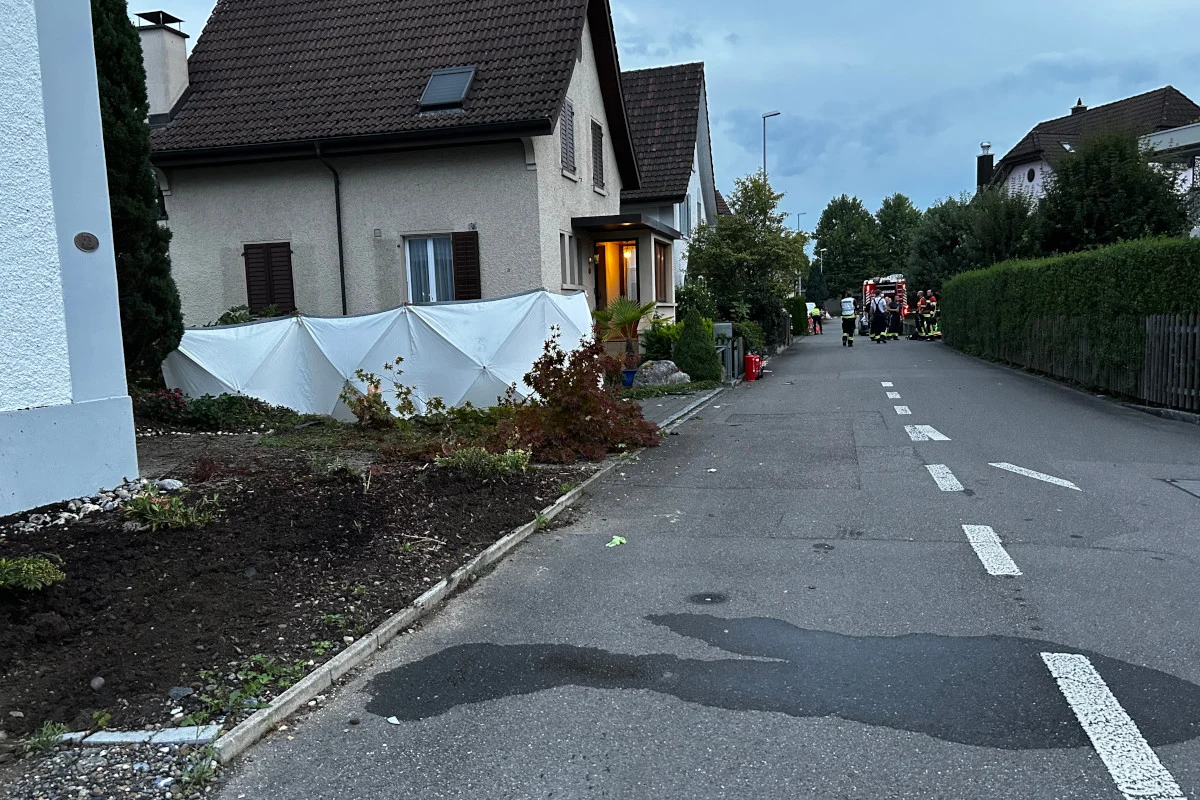 Schwerer Unfall in Wohlen AG – Fahrer und Beifahrer tödlich verletzt