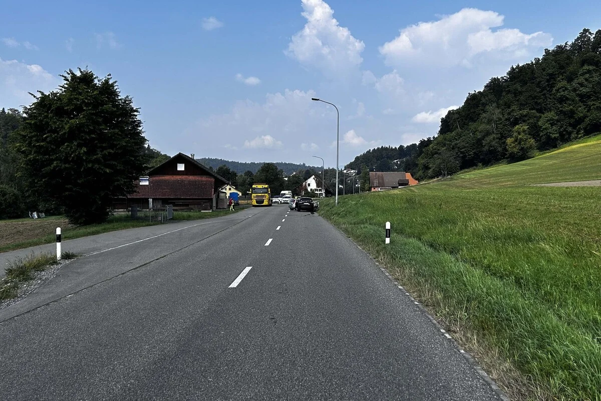 Schöftland AG – Bei Unfall überschlagen 
