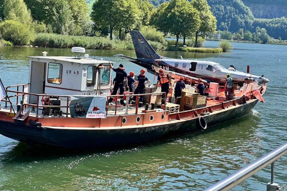 Vierwaldstättersee LU – Gesunkenes Leichtflugzeug erfolgreich geborgen