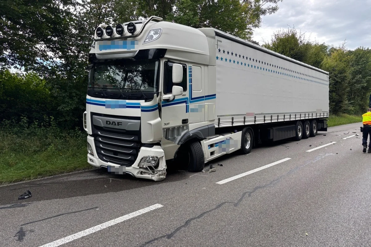 Unfall in Kreuzlingen TG  – Frontal mit einem LKW kollidiert