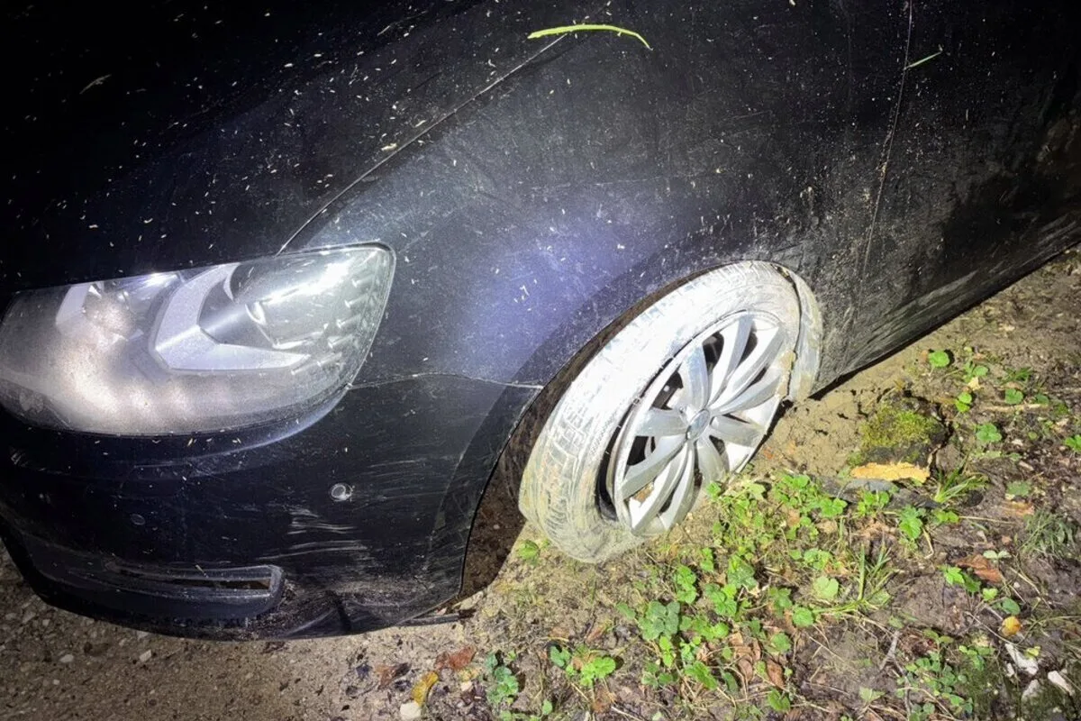 Birr AG – Jugendliche verunfallen mit gestohlenem Auto nach Flucht vor Polizei