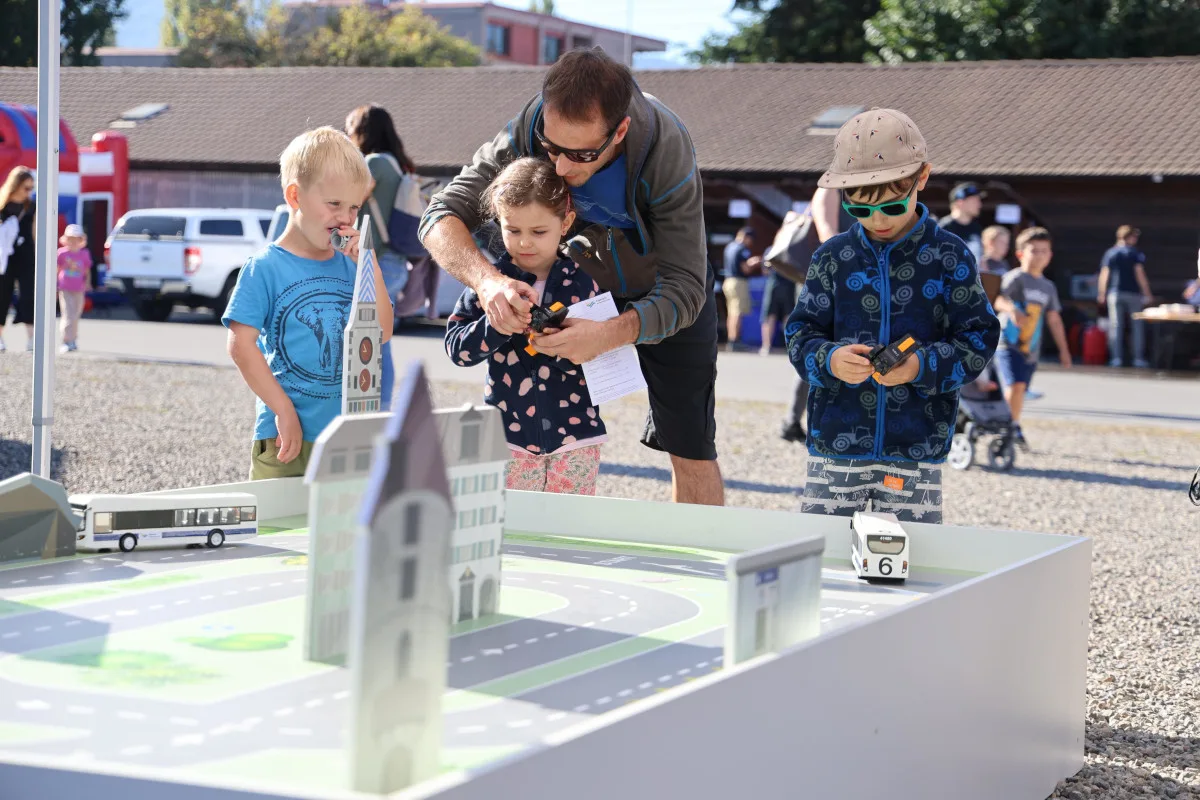 Zug – Glückliche Kinder und beeindrucktes Publikum am Zuger Action Day