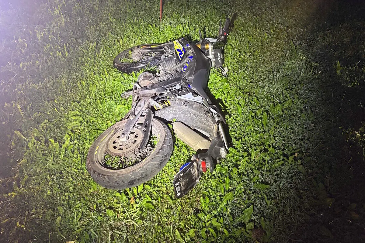 Unfall in Niederwil SG – Motorradfahrer prallt gegen Strassenlaterne