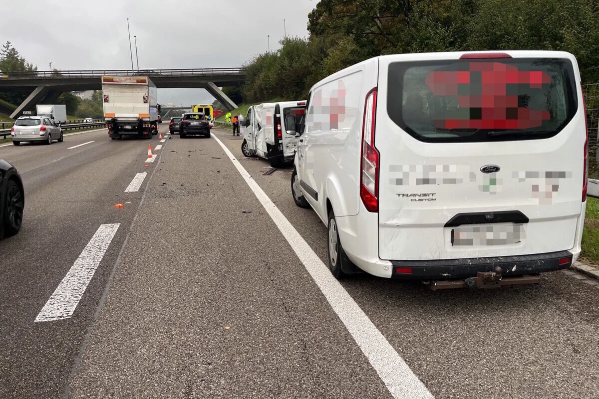 A1 Wil SG – Auffahrunfall mit drei Autos