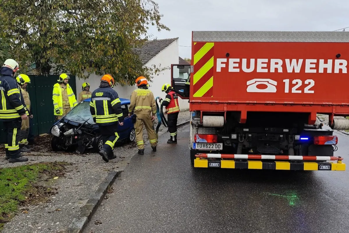 Paasdorf NÖ – Zwei Verletzte bei schwerem Unfall