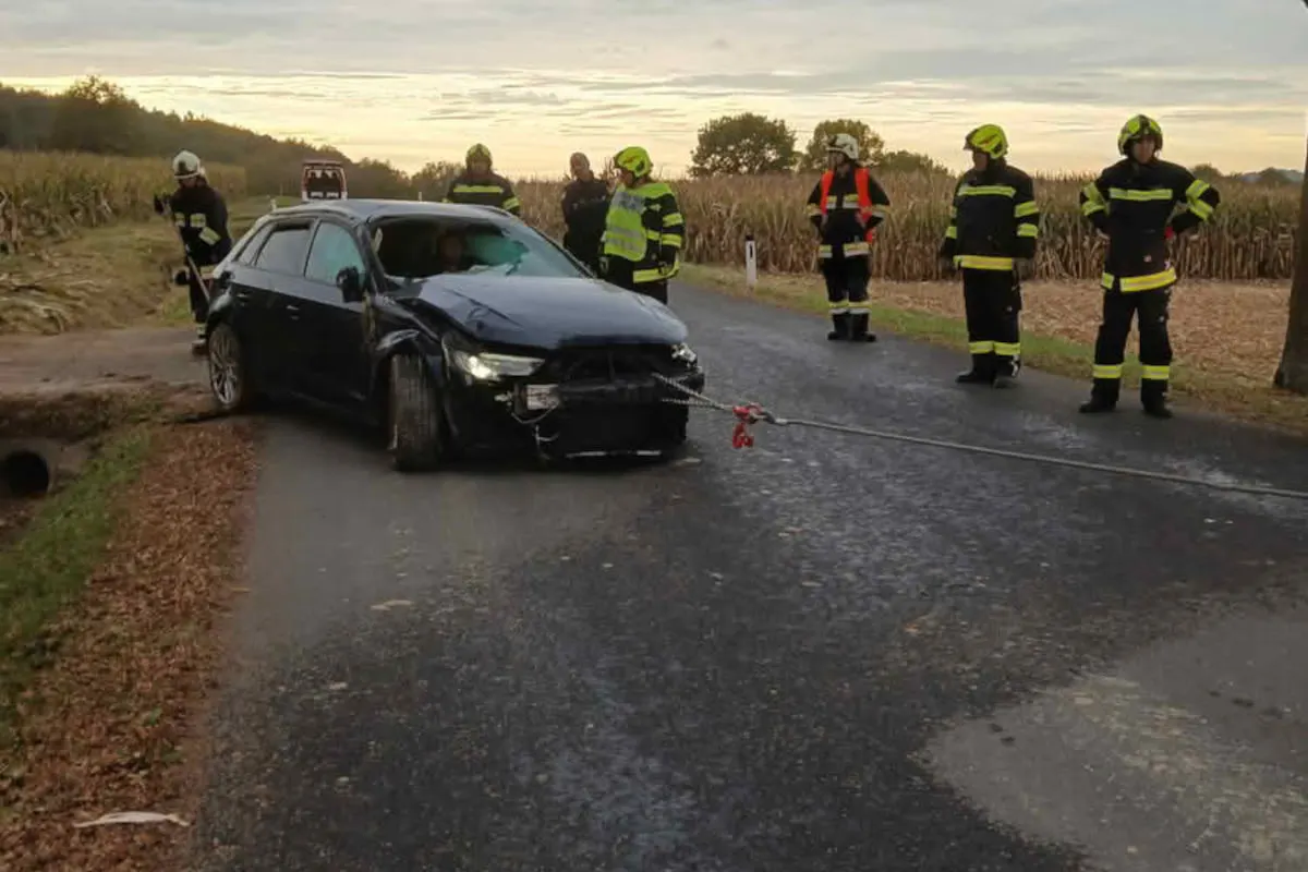 Unfall in Welten B – Pkw überschlägt sich
